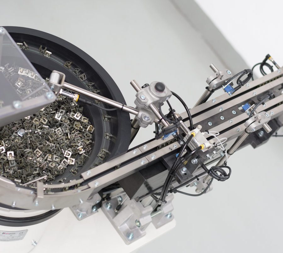 Doble paso a paso para alimentador industrial de clips V