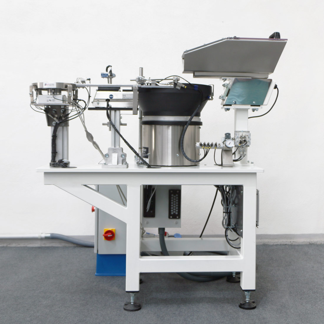 mdv-paso-a-paso-clips-plastico-mesa-giratoria-01_3448